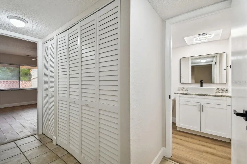 4800 BRITTANY DRIVE S #102 St Petersburg, FL 33715