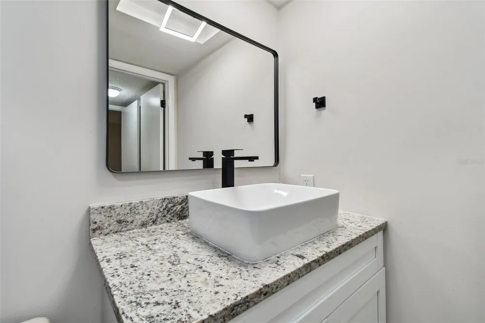 4800 BRITTANY DRIVE S #102 St Petersburg, FL 33715