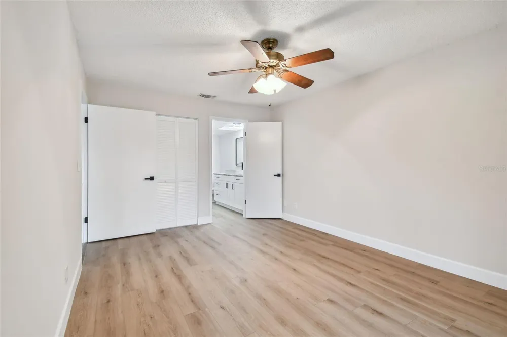 4800 BRITTANY DRIVE S #102 St Petersburg, FL 33715