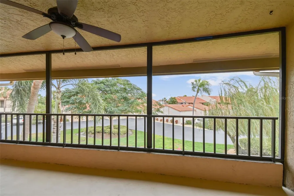 4800 BRITTANY DRIVE S #102 St Petersburg, FL 33715