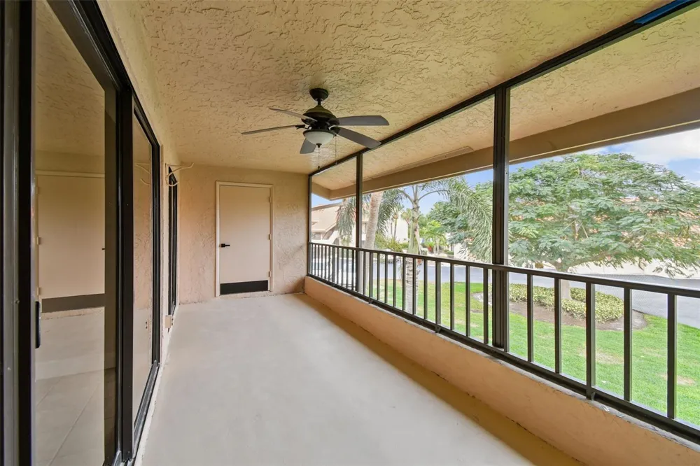 4800 BRITTANY DRIVE S #102 St Petersburg, FL 33715