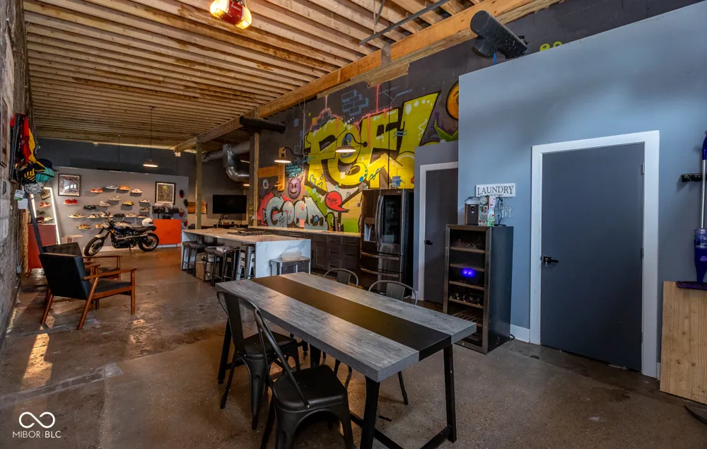 1628 Bates Street Indianapolis, IN 46201