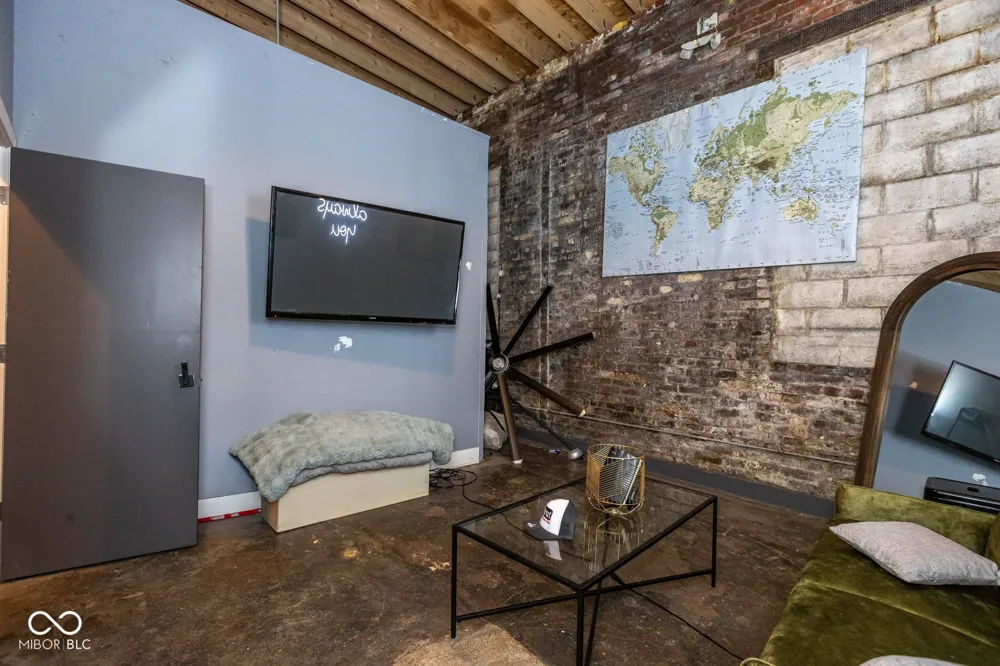1628 Bates Street Indianapolis, IN 46201