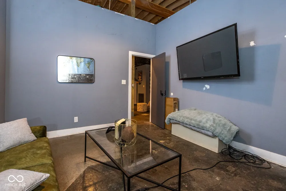 1628 Bates Street Indianapolis, IN 46201