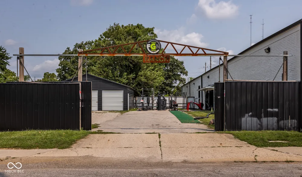 1628 Bates Street Indianapolis, IN 46201