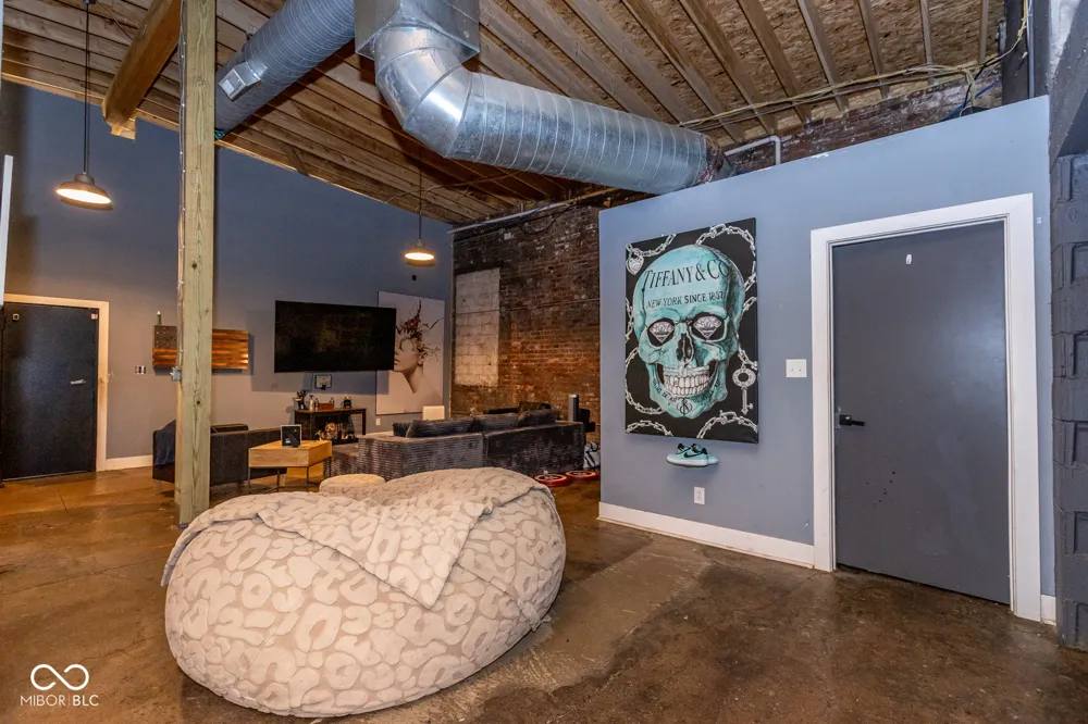 1628 Bates Street Indianapolis, IN 46201