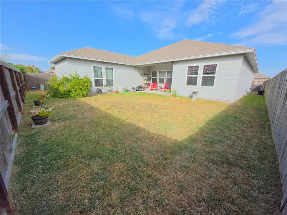 3901 Pennine Way Corpus Christi, TX 78414