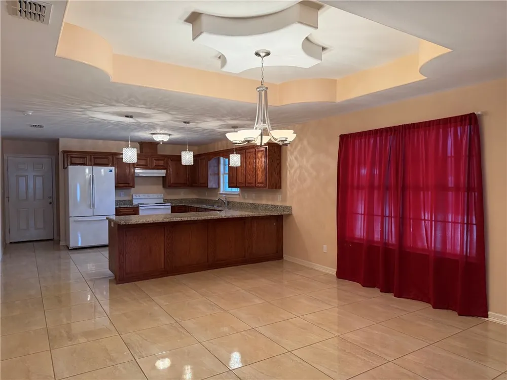 400 Hobbs Avenue Alice, TX 78332