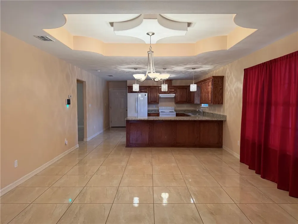 400 Hobbs Avenue Alice, TX 78332