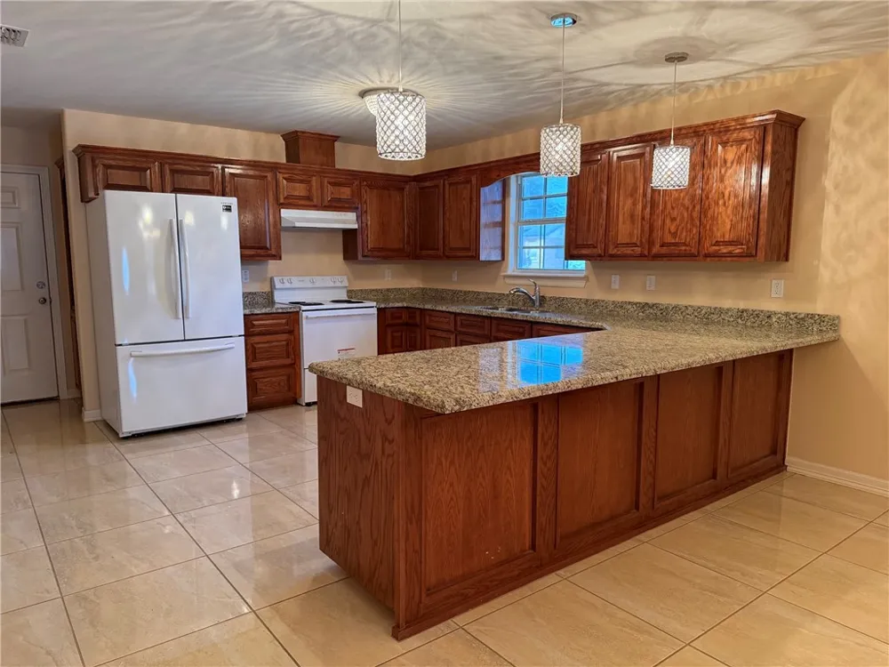 400 Hobbs Avenue Alice, TX 78332
