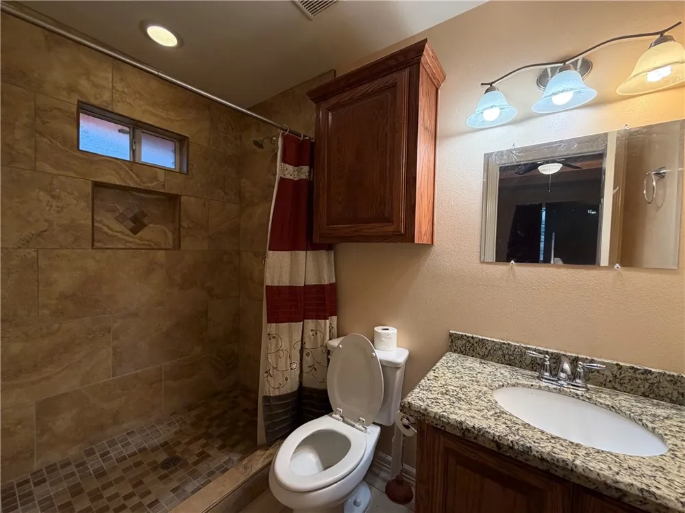 400 Hobbs Avenue Alice, TX 78332