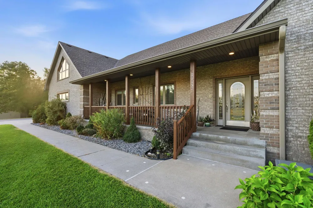 11152 274th Avenue NW Zimmerman, MN 55398