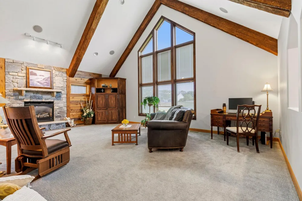 11152 274th Avenue NW Zimmerman, MN 55398
