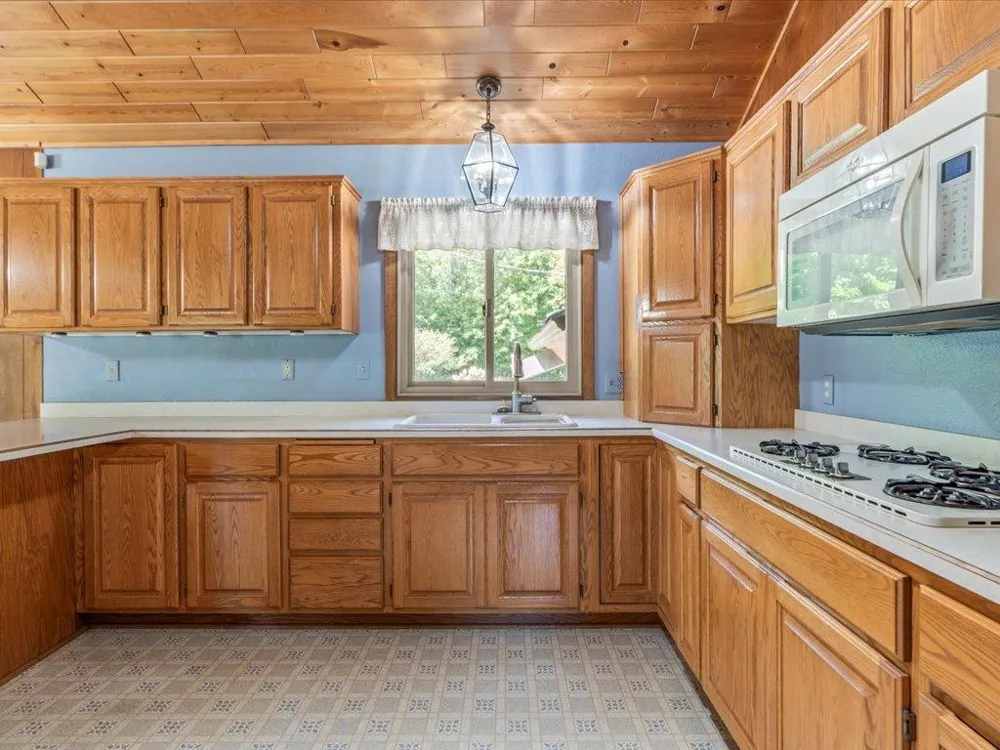 22129 437th Avenue Aitkin, MN 56431
