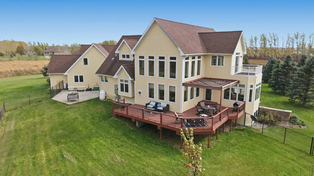 3422 73rd Avenue Moorhead, MN 56560