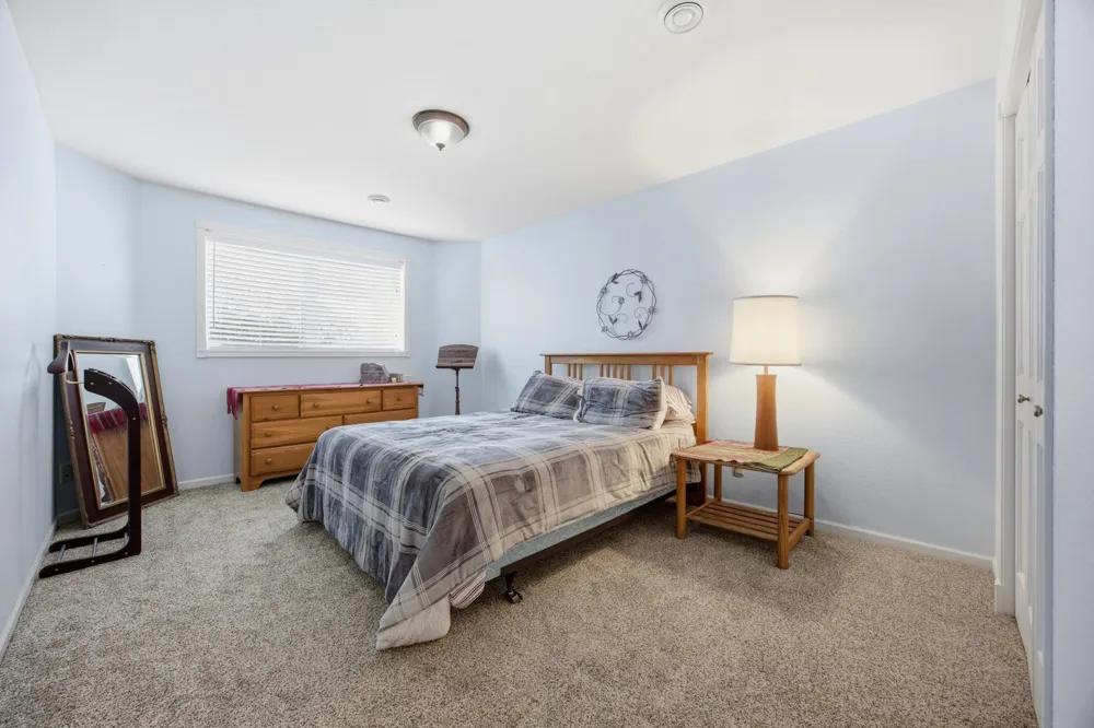 3422 73rd Avenue Moorhead, MN 56560