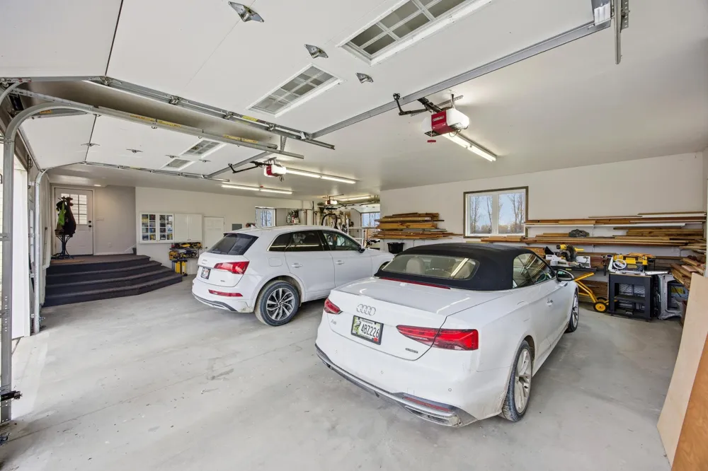 3422 73rd Avenue Moorhead, MN 56560