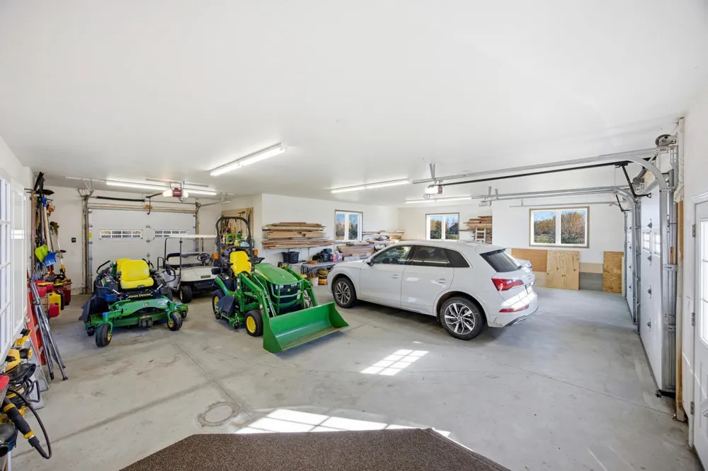 3422 73rd Avenue Moorhead, MN 56560
