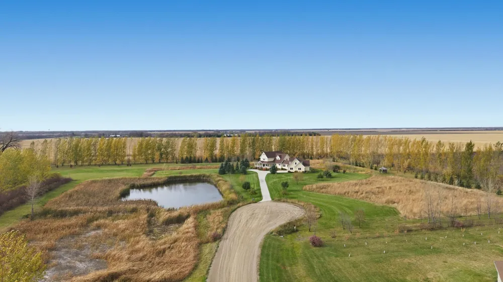3422 73rd Avenue Moorhead, MN 56560
