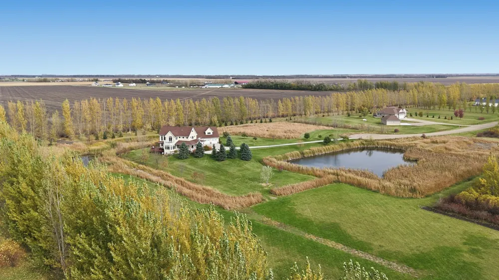 3422 73rd Avenue Moorhead, MN 56560