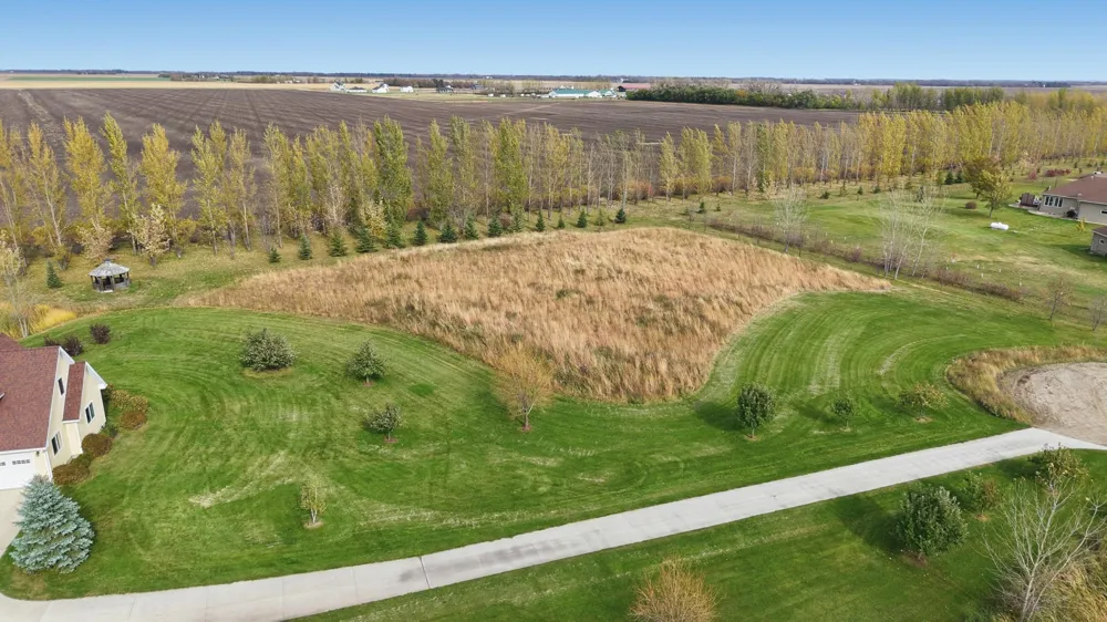 3422 73rd Avenue Moorhead, MN 56560