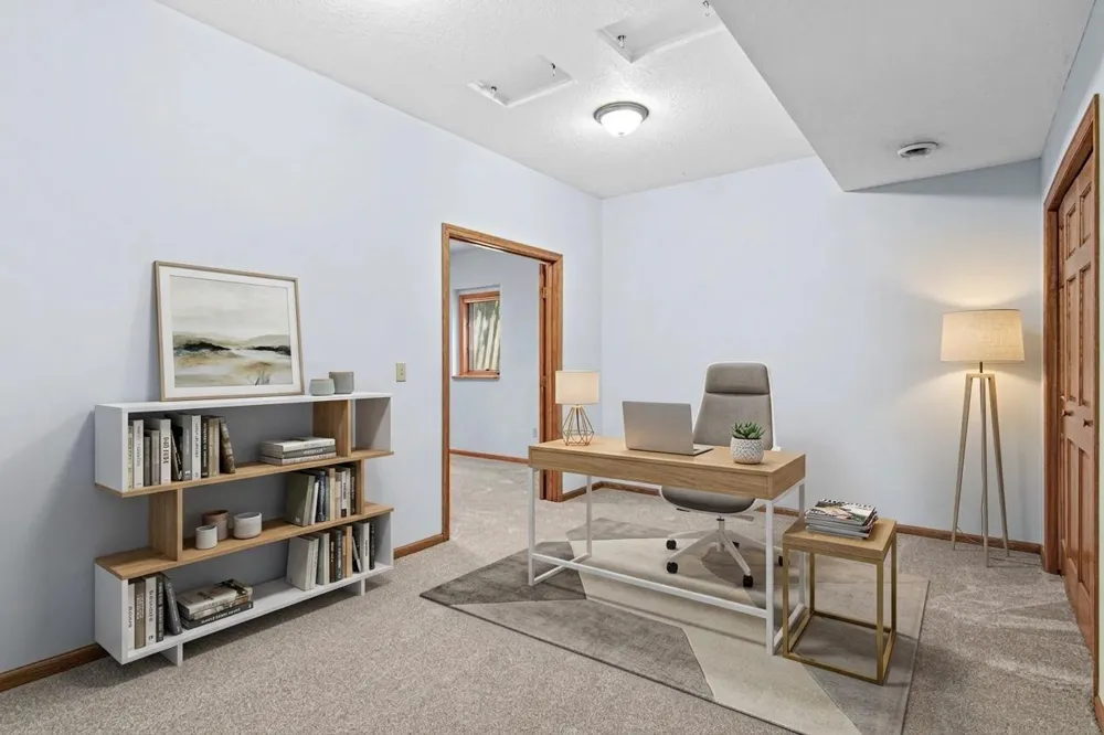 8441 W Lake Drive Chanhassen, MN 55317