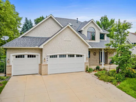 8441 W Lake Drive