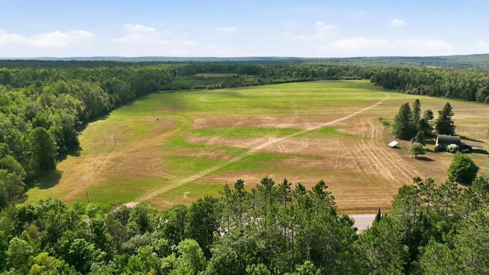 10 Acres State Hwy 40 Bruce, WI 54819