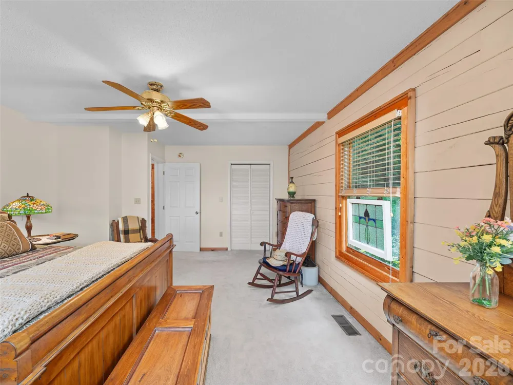 185 Blue Bird Lane Spruce Pine, NC 28777