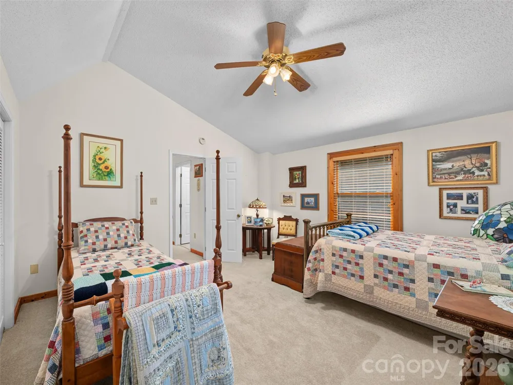185 Blue Bird Lane Spruce Pine, NC 28777