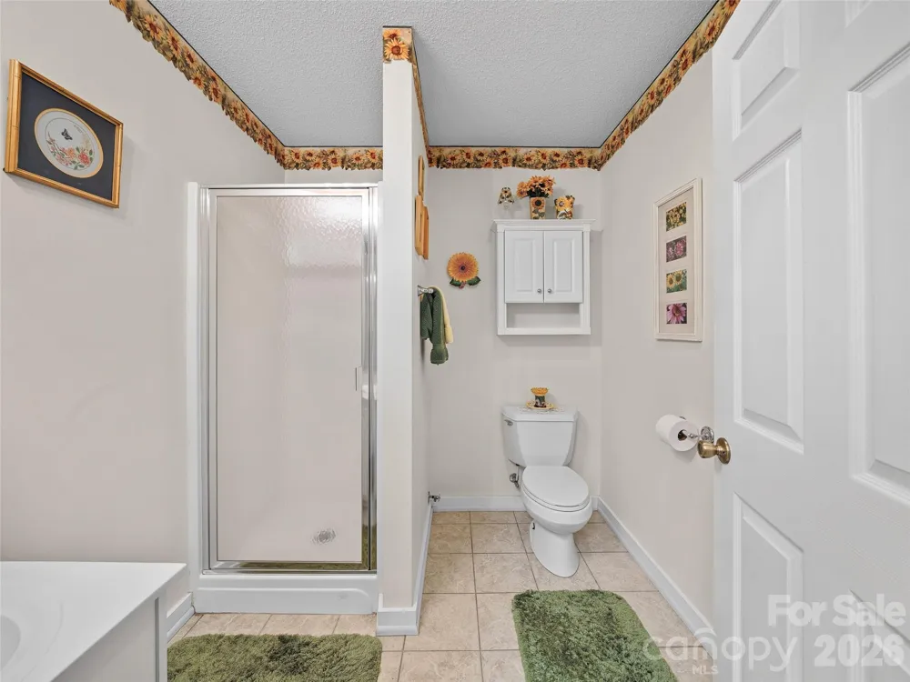 185 Blue Bird Lane Spruce Pine, NC 28777