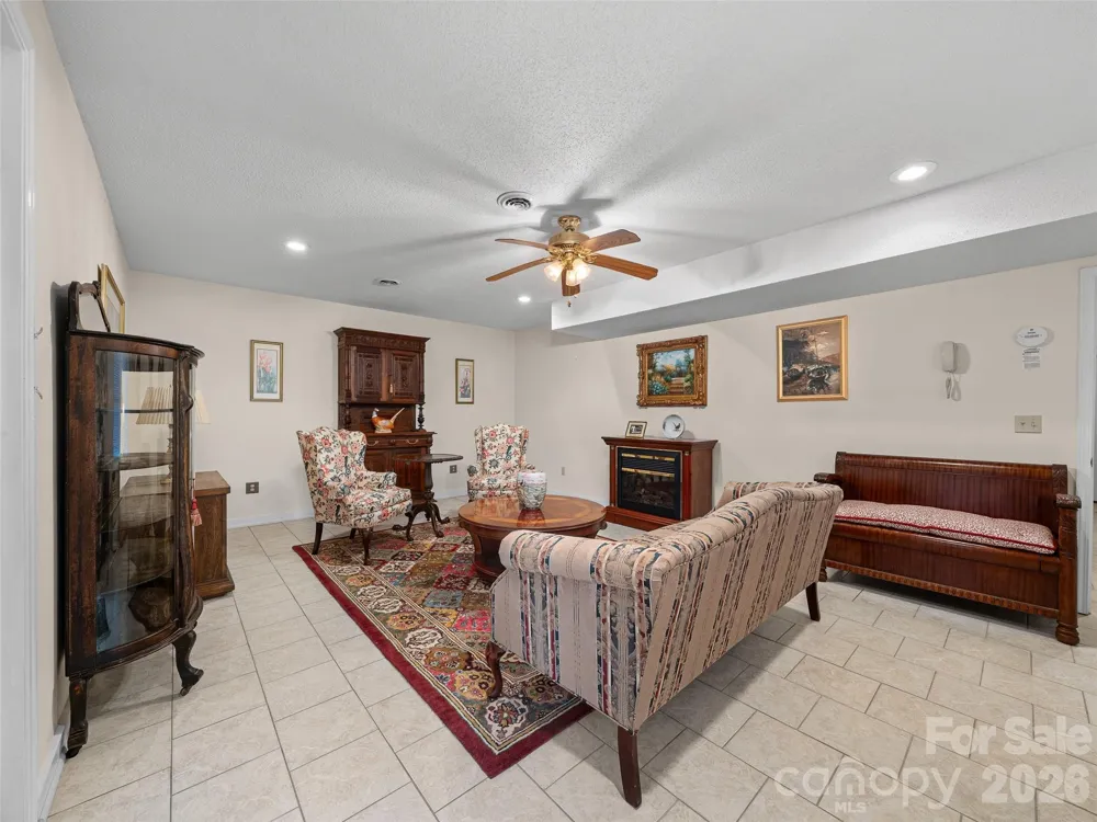 185 Blue Bird Lane Spruce Pine, NC 28777