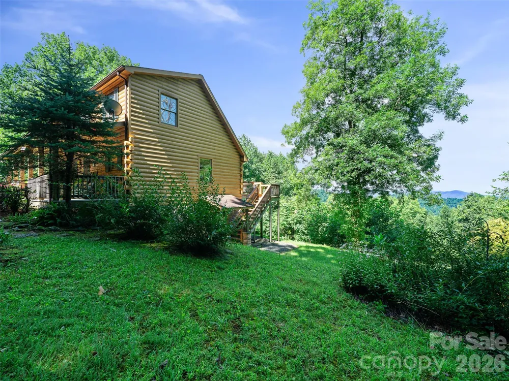 185 Blue Bird Lane Spruce Pine, NC 28777