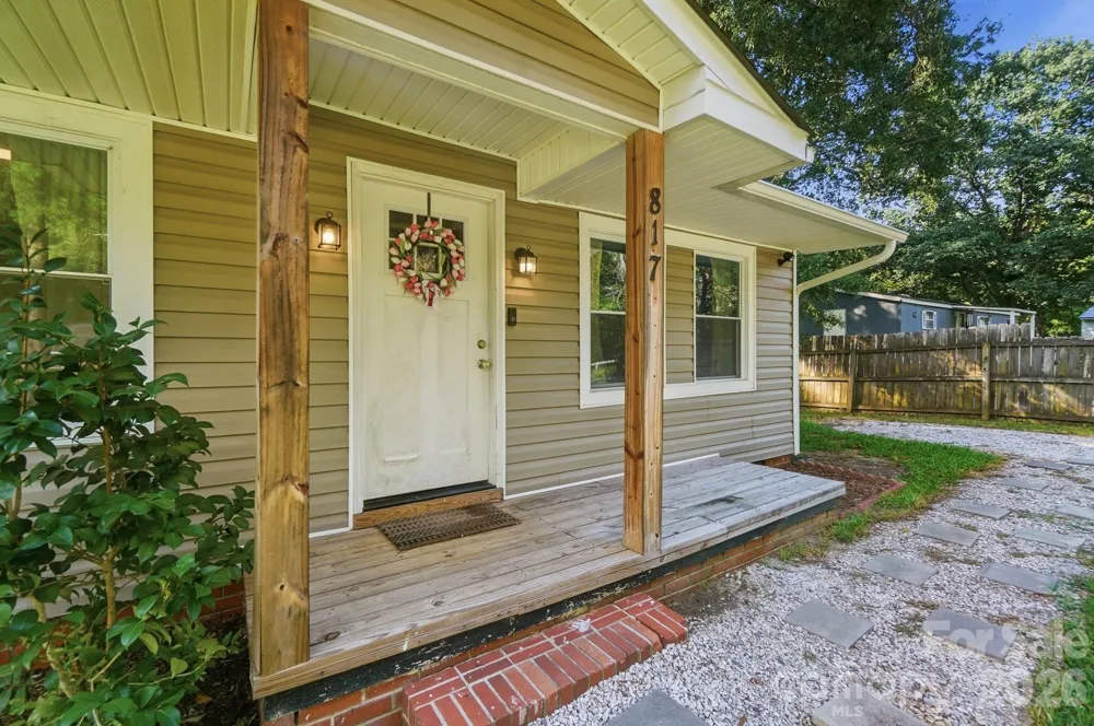 817 E Dunlap Street Lancaster, SC 29720