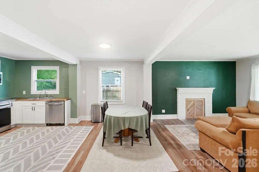 817 E Dunlap Street Lancaster, SC 29720