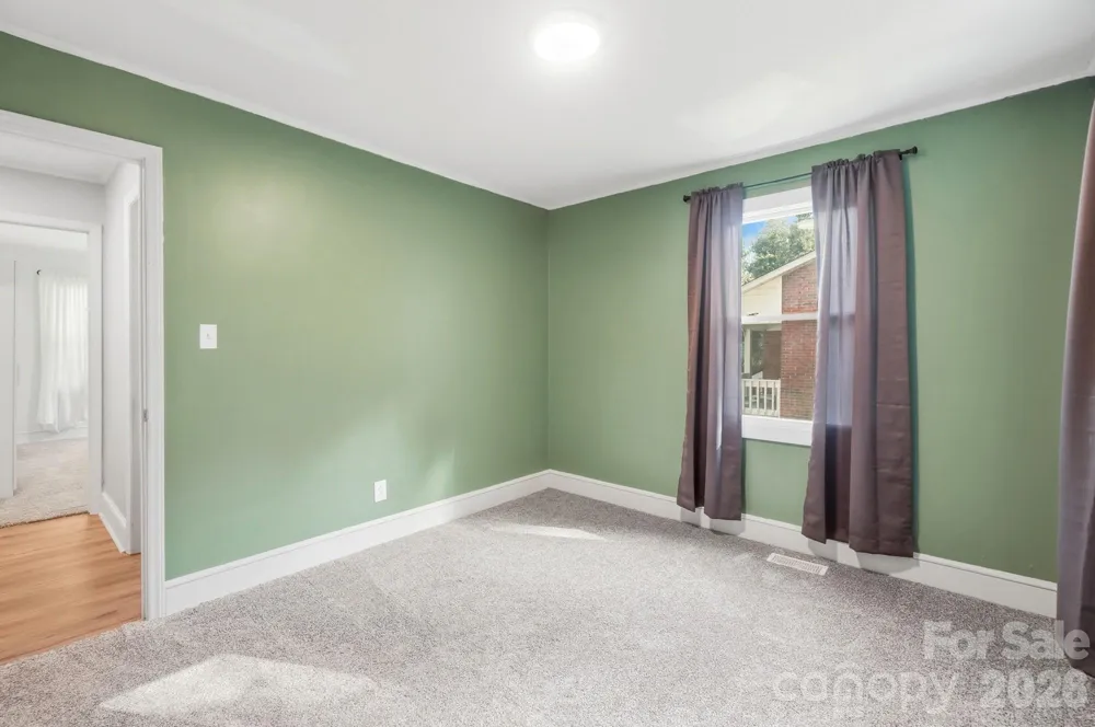 817 E Dunlap Street Lancaster, SC 29720