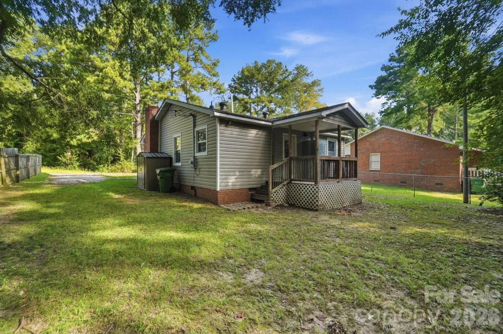 817 E Dunlap Street Lancaster, SC 29720
