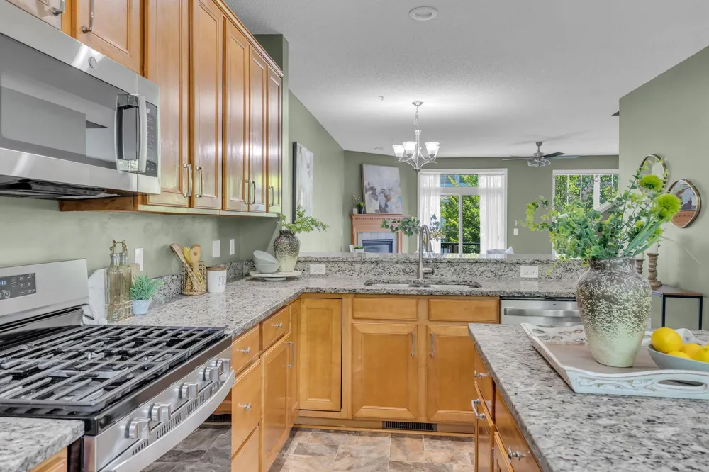 11300 Sand Castle Drive #D Woodbury, MN 55129