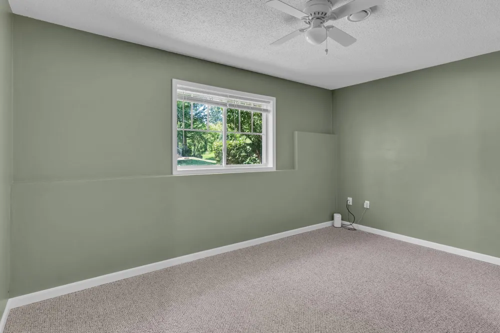 11300 Sand Castle Drive #D Woodbury, MN 55129