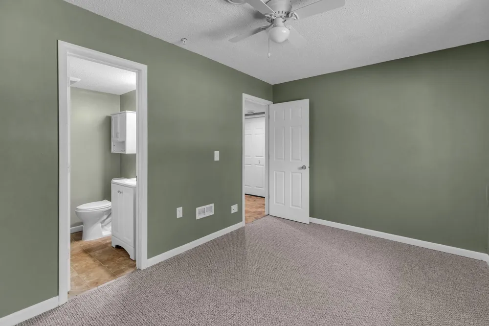 11300 Sand Castle Drive #D Woodbury, MN 55129