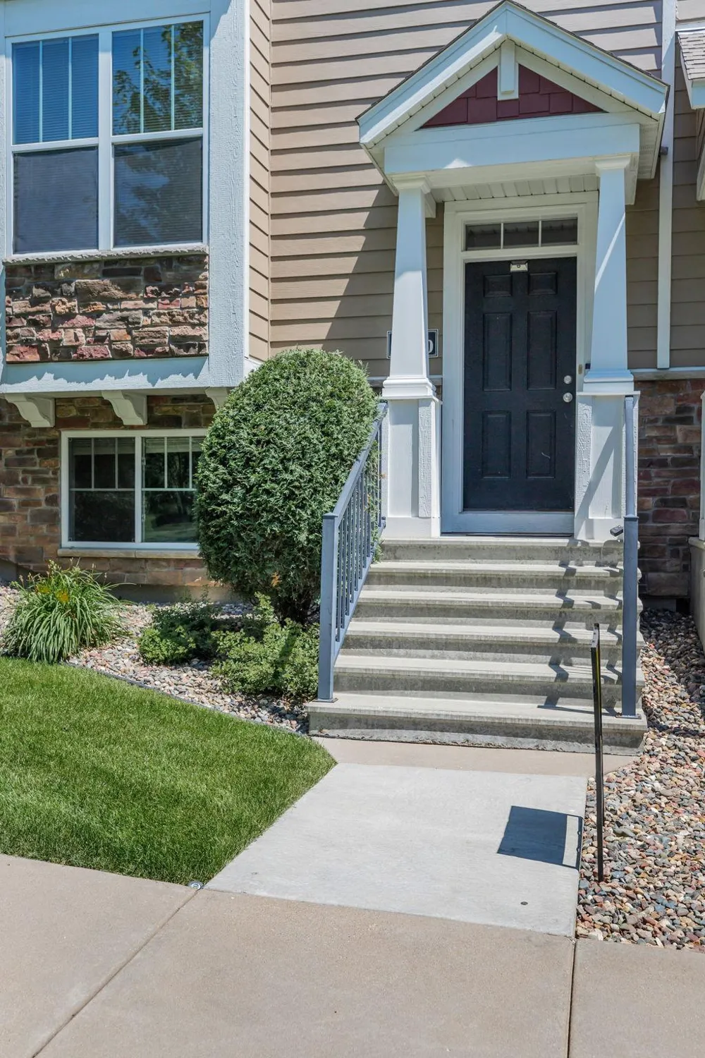 11300 Sand Castle Drive #D Woodbury, MN 55129