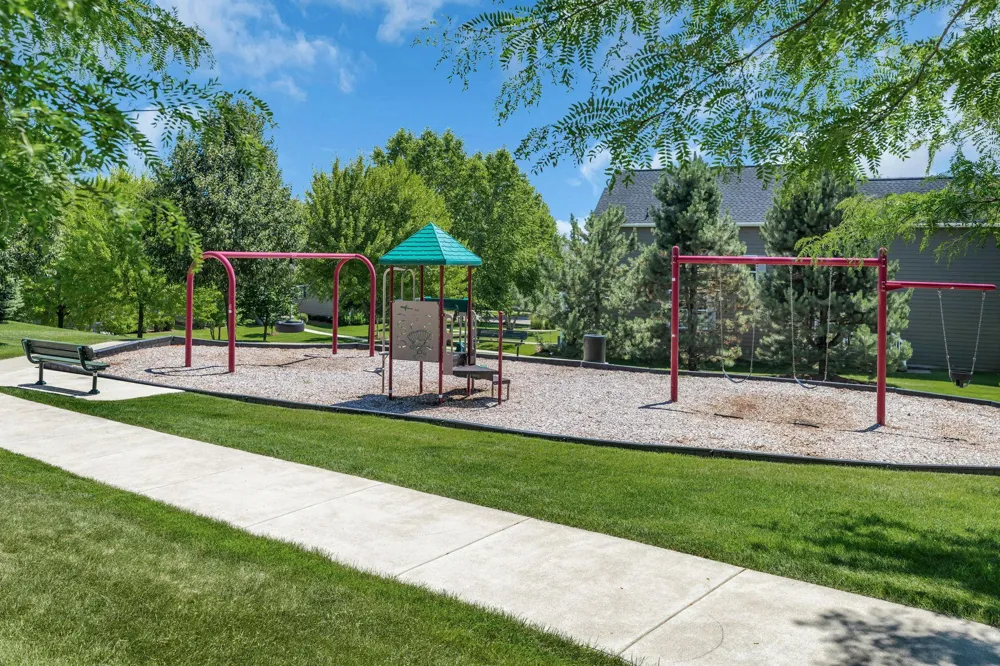 11300 Sand Castle Drive #D Woodbury, MN 55129