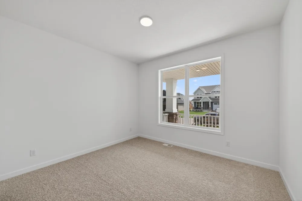 8644 Periwinkle Boulevard Woodbury, MN 55129