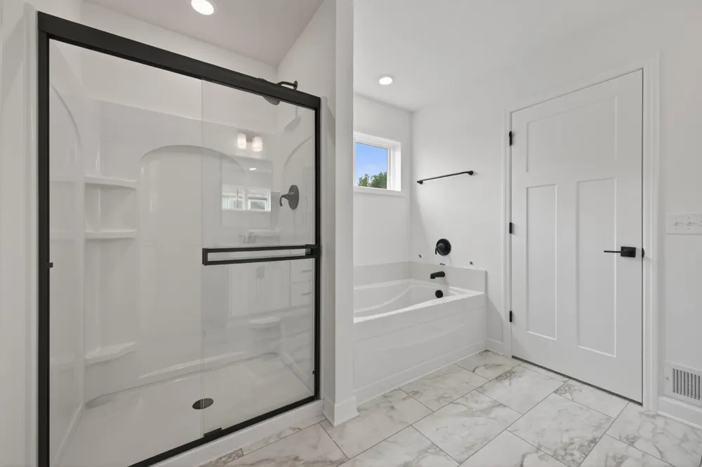 8644 Periwinkle Boulevard Woodbury, MN 55129