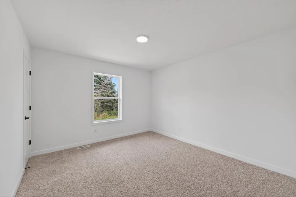 8644 Periwinkle Boulevard Woodbury, MN 55129