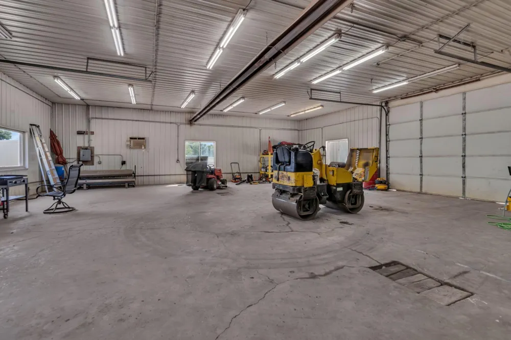 9372 71st Street NE Spicer, MN 56288
