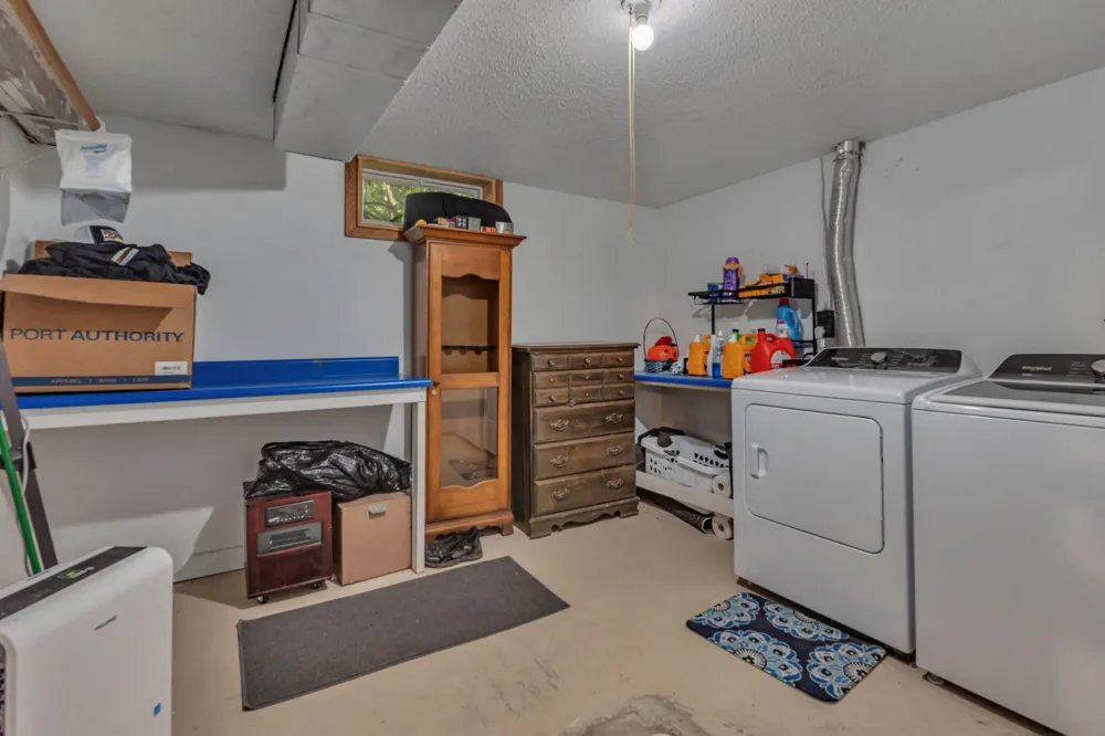 9372 71st Street NE Spicer, MN 56288