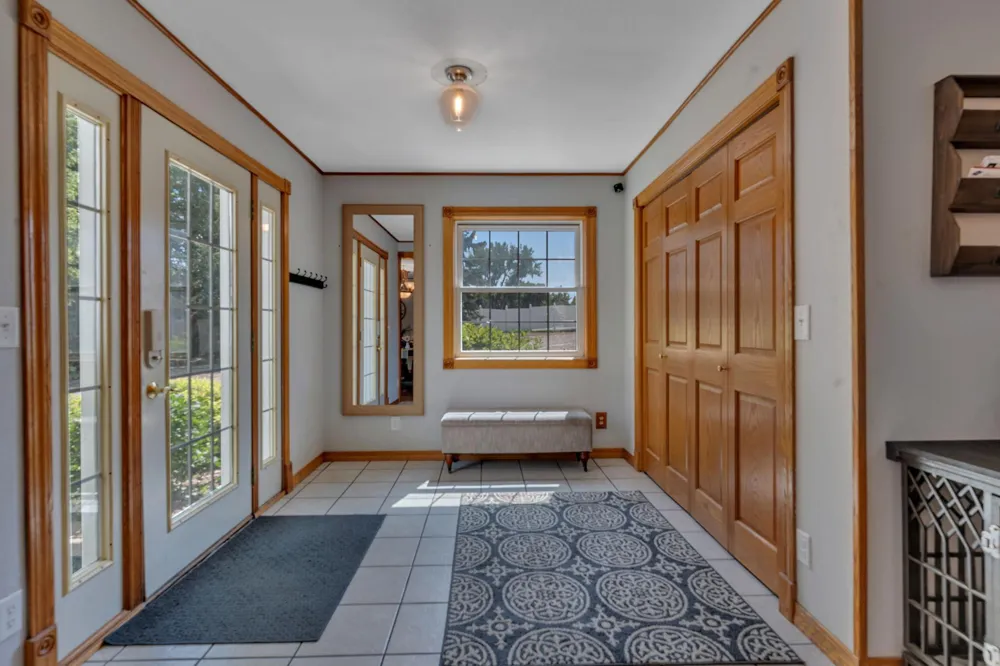 9372 71st Street NE Spicer, MN 56288