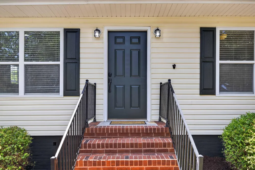 3353 Whitney Street Lupton City, TN 37351