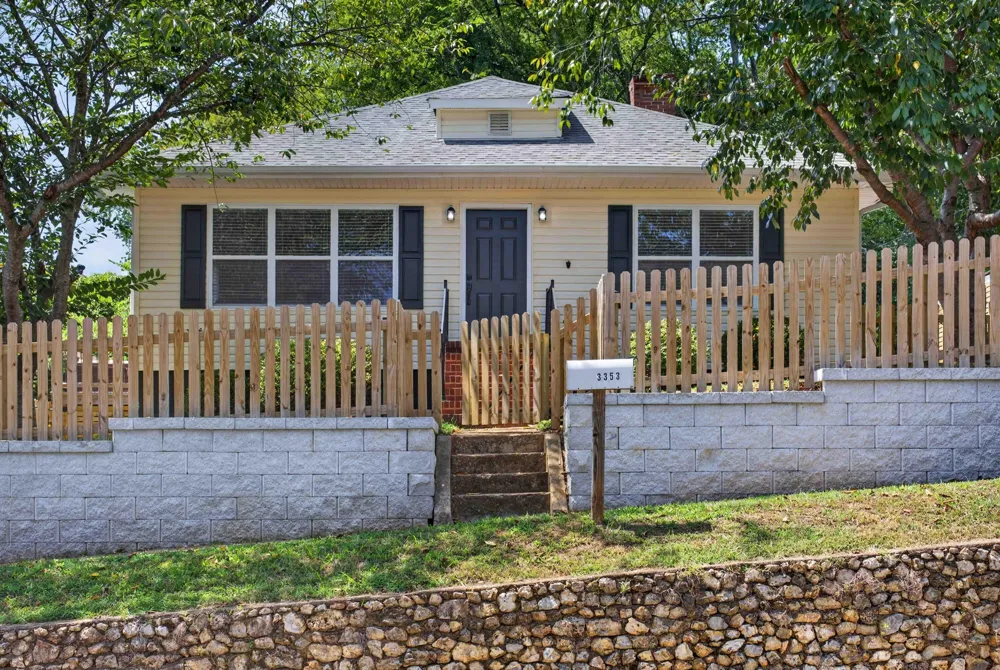3353 Whitney Street Lupton City, TN 37351